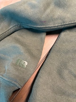 Sudadera Pull&Bear verde militar Talla XS