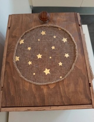 Casa para conejo de madera