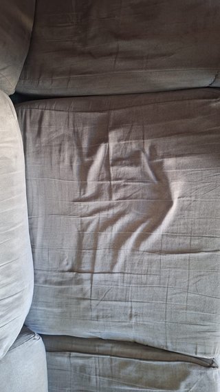 SOFÁ CON CHAISE LONGUE