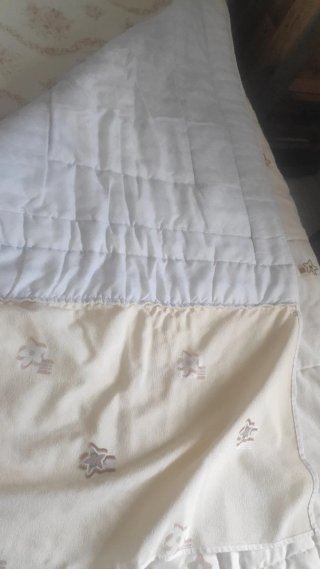 Edredón Joaquín Reina Estrellas Beige.