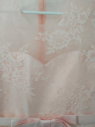 Vestido rosa de tul y encaje