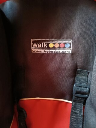 Silla de paseo para bebé color rojo en buen estado