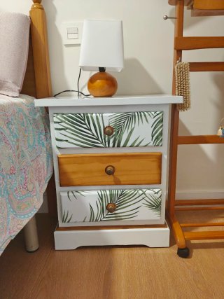 Dormitorio completo con cama matrimonio
