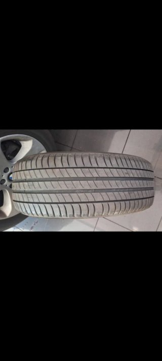 215/50 R18 92W