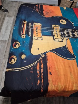 Juego de funda Nordica juvenil con temática Rock.
