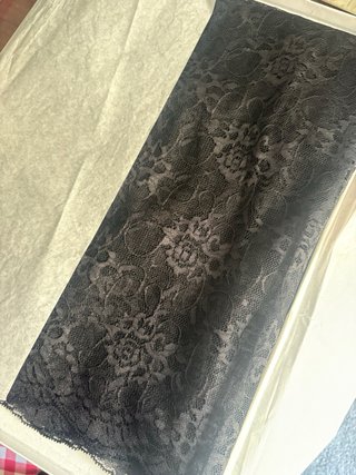 Mantilla Volart Negra Encaje Floral