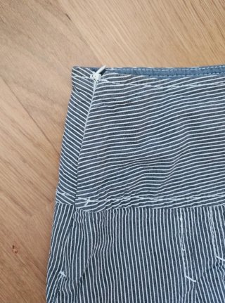Falda de rayas azul y blanca HM Talla S