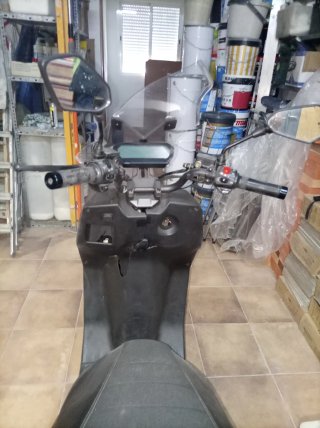 Super Soco CPX Eléctrica Scooter Negra Averiada.