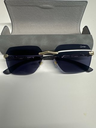 Óculos de Sol Cartier Azul e Dourado