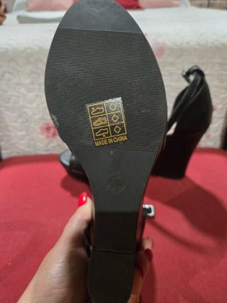 Sandalias de cuña negras,