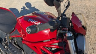 Ducati Monster 821 2016 Roja 112cv