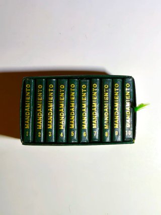 Los Diez Mandamientos - Libros en Miniatura