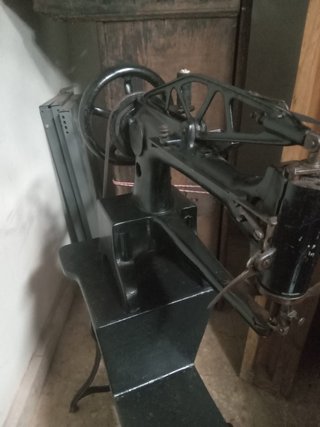 Máquina de coser de zapatero