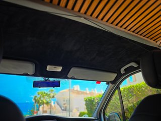 Renault Trafic 2010.   180cv