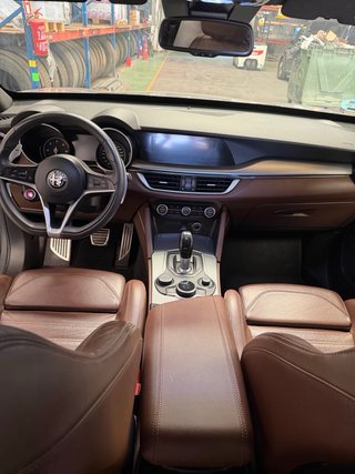 Alfa Romeo Stelvio 2020