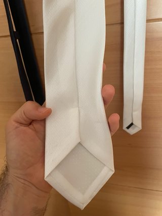 2 Corbatas azul y blanca