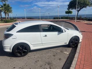 opel astra h gtc 1.6 105cv 2008
