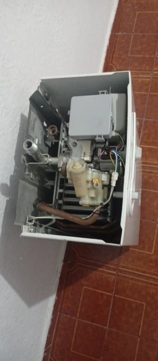 Calentador Junkers Blanco