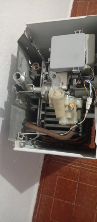 Calentador Junkers Blanco