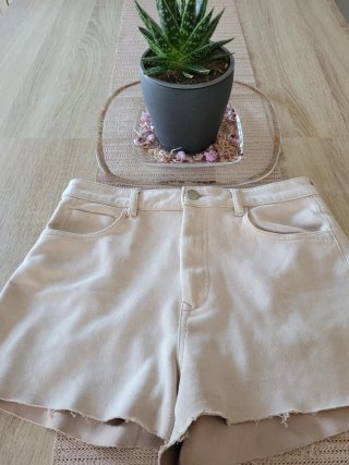 Shorts  Zara Beige.