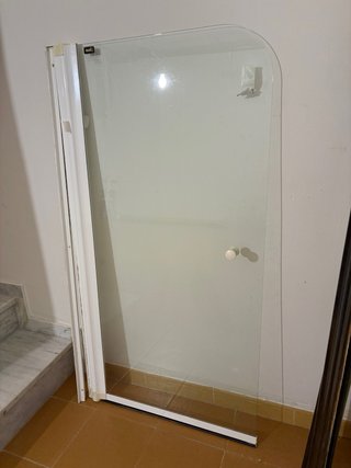 Mampara de ducha cristal y plástico