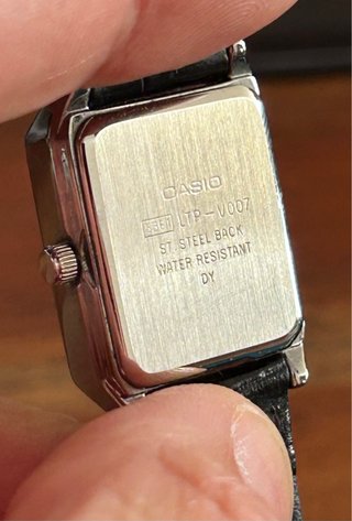 Reloj Casio estilo Cartier Tank