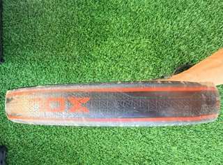 Pala Padel NOX AT10 18K 2025
