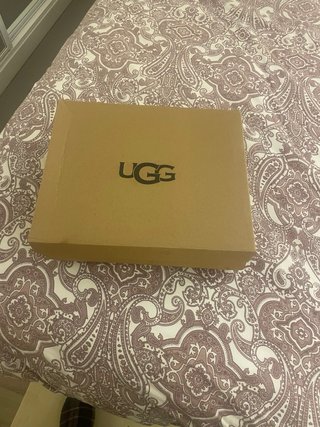 Botas UGG Classic Short II Camel Talla 38.