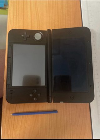 Nintendo 3DS XL Roja