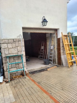 Puerta Enrollable Eléctrica para Garaje