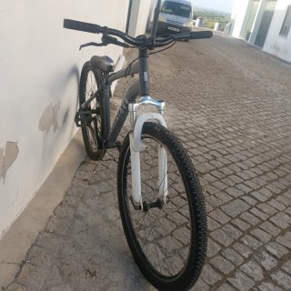 Bicicleta Rockrider MT 200