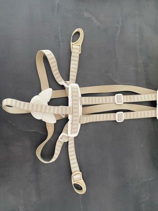 Arnés seguridad trona Stokke