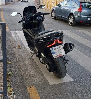 Kymco AK550 Negra Mate Impoluta