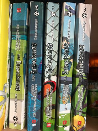 Lote de libros de futbolisimos (5 libros)
