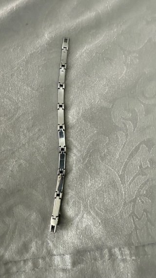 Pulsera Acero y Oro  no pierde el color