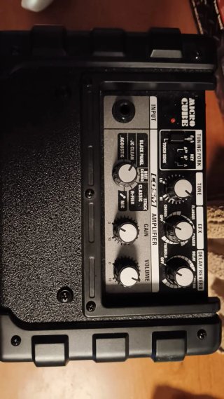 Amplificador Guitarra Roland Micro Cube