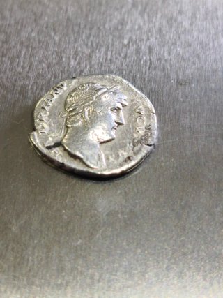 Moneda Romana Emperador Adriano