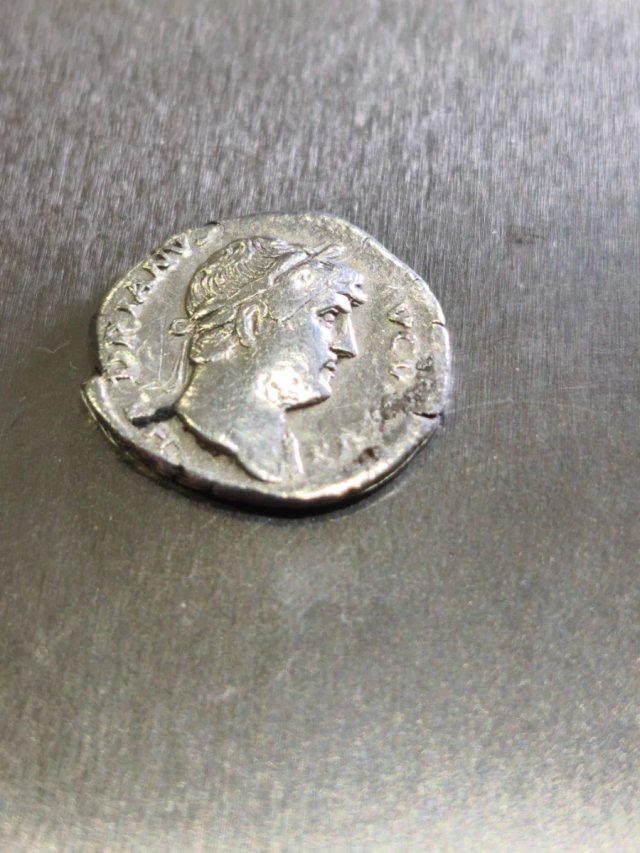 Moneda Romana Emperador Adriano