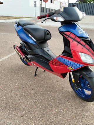 Aprilia SR50 Scooter