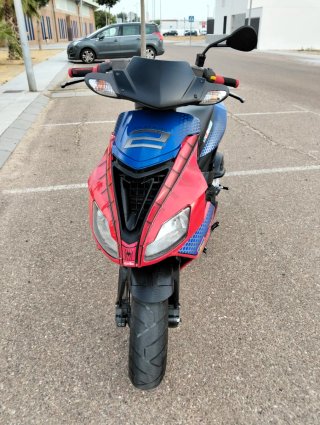 Aprilia SR50 Scooter