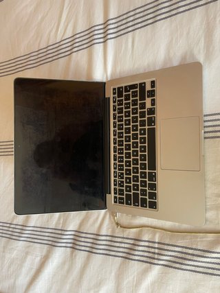 MacBook Pro Early 2015 13" 128GB/8GB de RAM