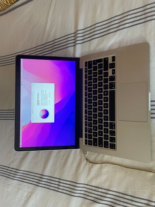 MacBook Pro Early 2015 13" 128GB/8GB de RAM