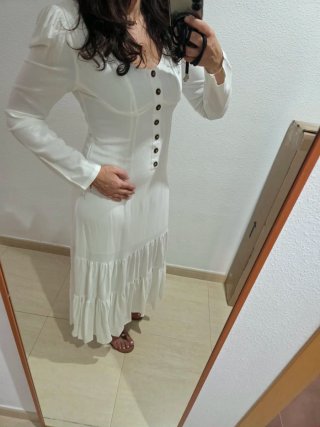 Vestido blanco largo con botones