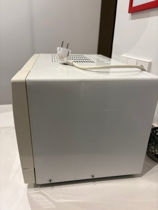Microondas KUNFT blanco