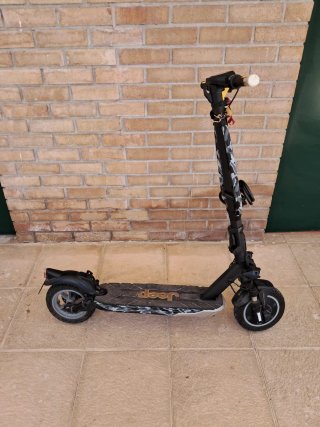 Patinete Eléctrico Jeep