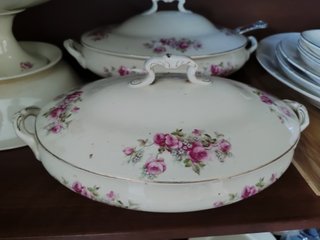 Vajilla Ramilletes Rosas Porcelana ANTIGUA año1920