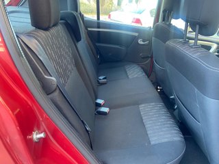 Dacia Sandero Laureate 1.2 75cv