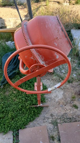 Hormigonera Naranja