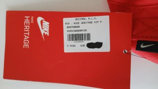 Riñonera Nike Heritage Roja