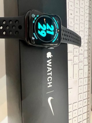 Apple Watch Series 5 Nike GPS